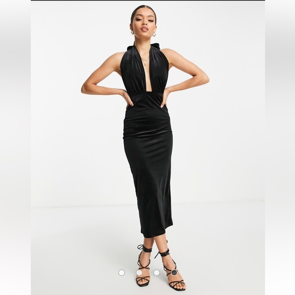 NEW! ASOS DESIGN velvet halter cross front midi dress in black US 4. - Picture 4 of 11